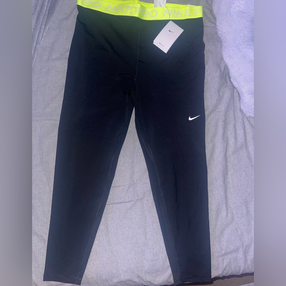 Nike leggings